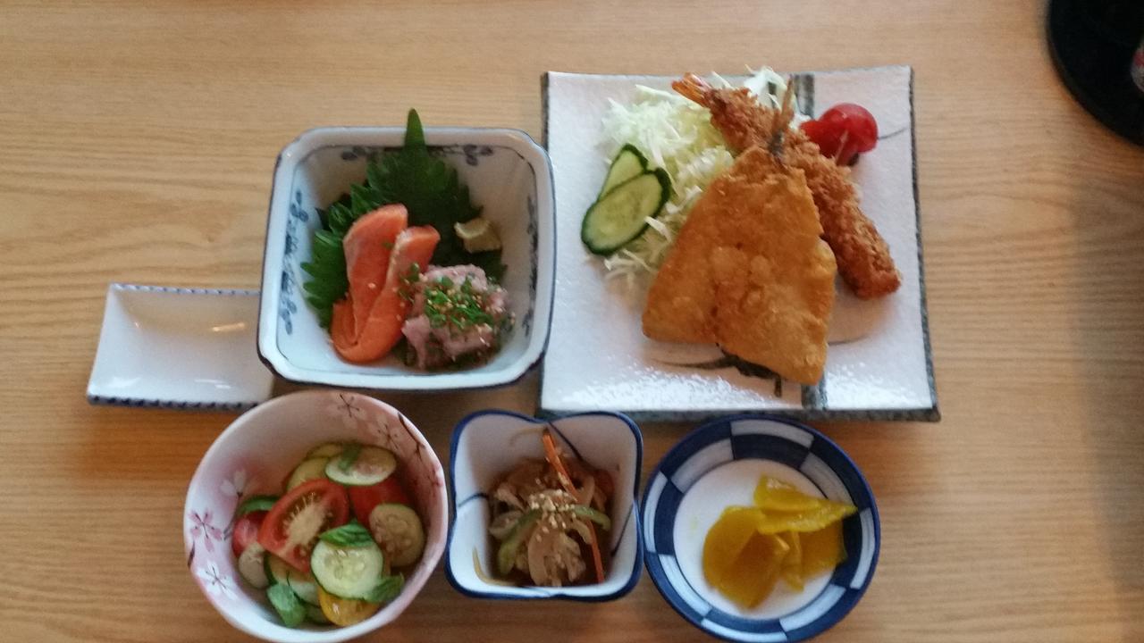 לינה וארוחת בוקר שימודה Minshuku Isaburo מראה חיצוני תמונה